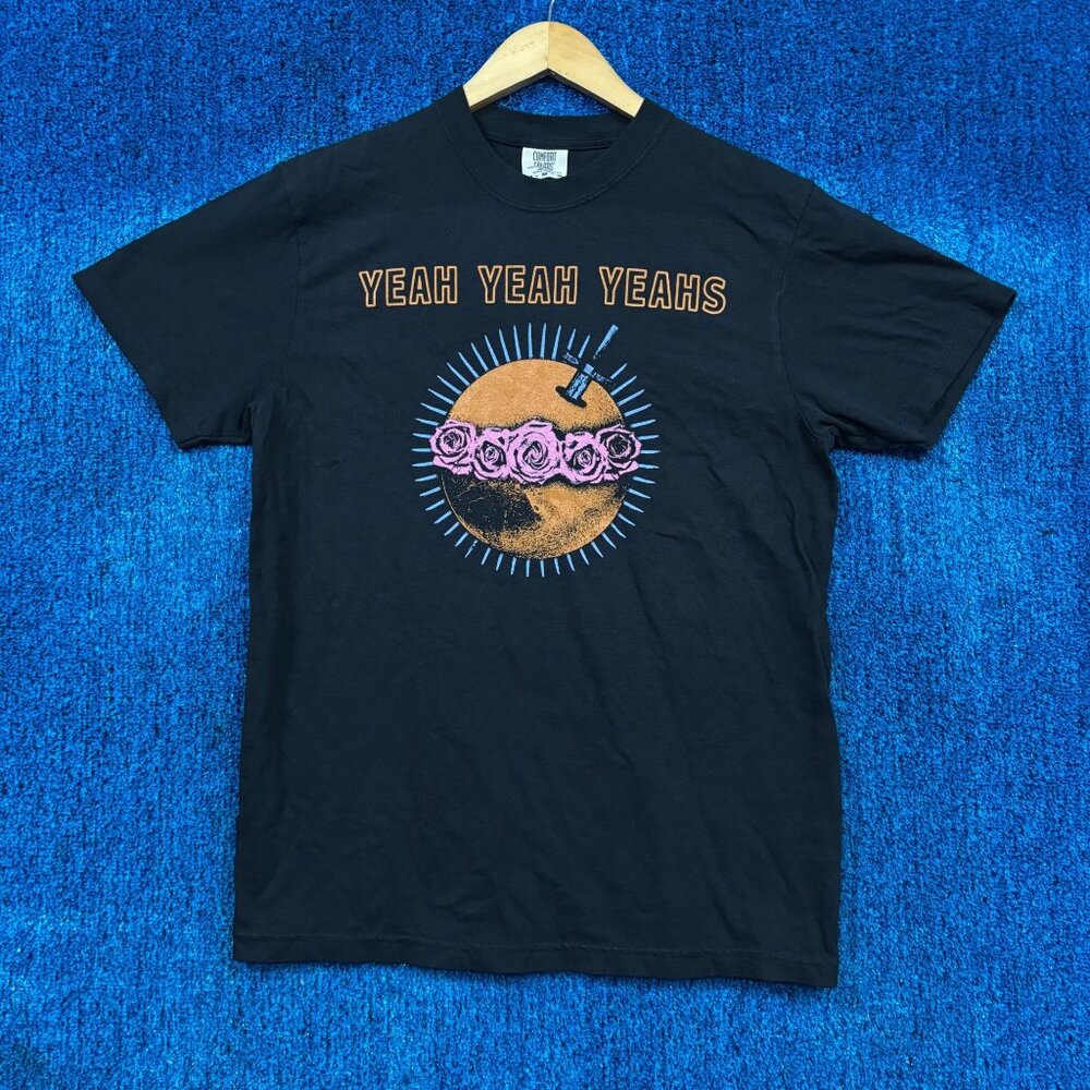 Yeah Yeah Yeahs Rock T-Shirt Size Medium